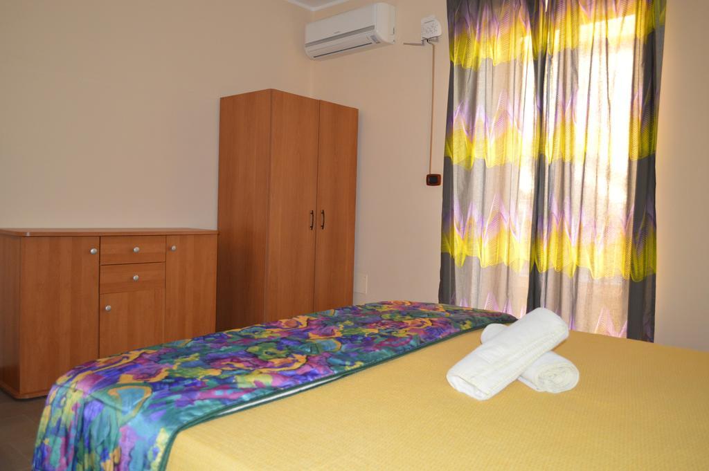 Casa Dei Saraceni Hotel Sant'Agata  Bilik gambar